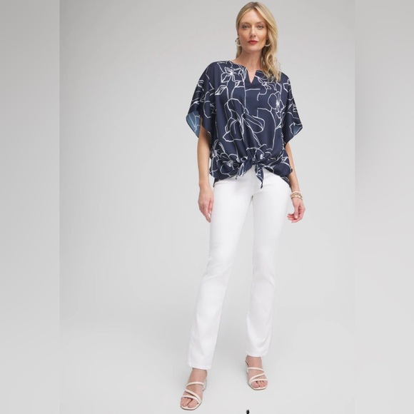 Chicos No Stain Girlfriend Jeans size 0 - Picture 2 of 6